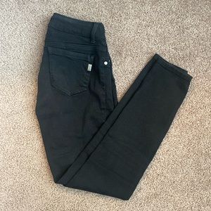 1822 Denim Black Butter Jeggings - Size 4